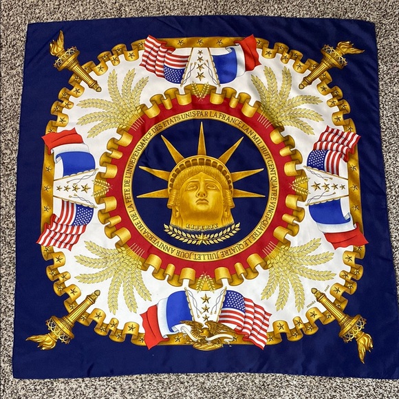 VNTG Hermes 1986 Liberty Centennial Blue and Gold Silk Twill 90CM Scarf - Picture 1 of 12